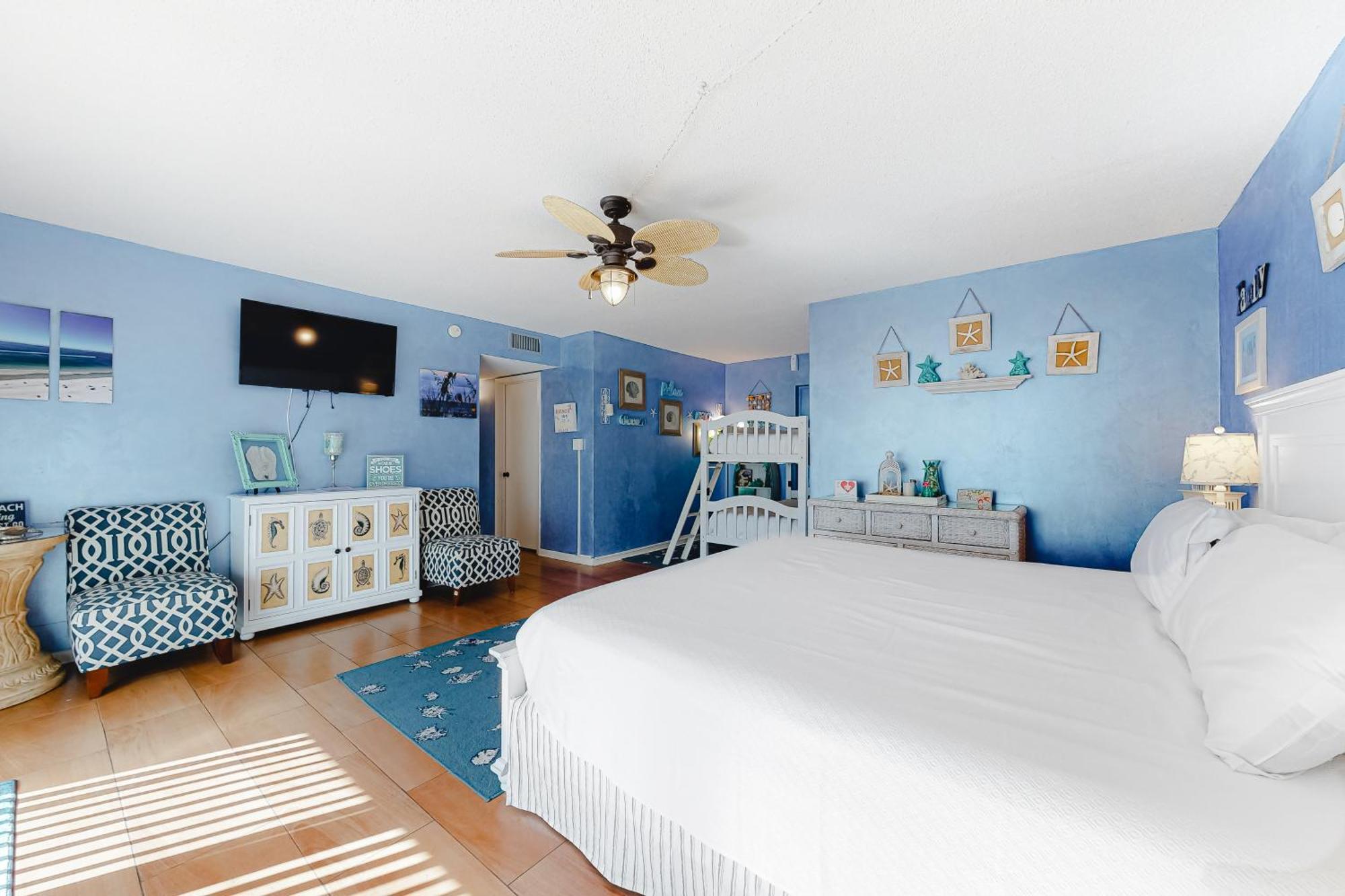 The Gulf Tower Apartment